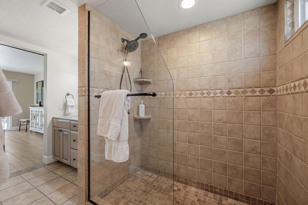 41930 Jupiter Hills Court Property Photo 15