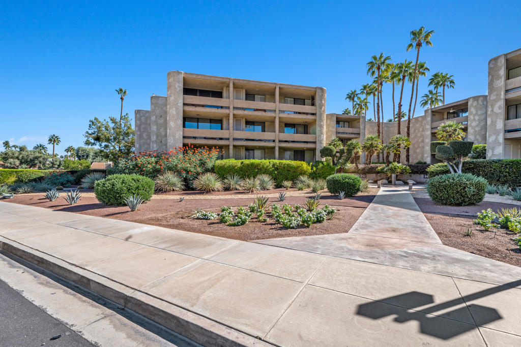1630 La Reina Way 3c Property Photo 3