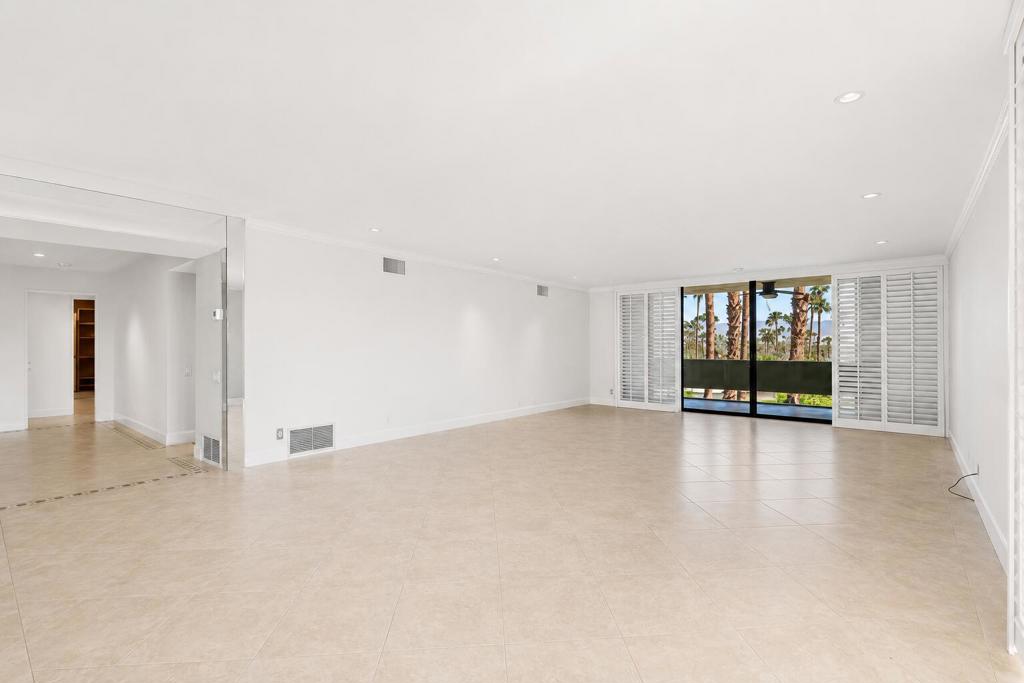 1630 La Reina Way 3c Property Photo 11