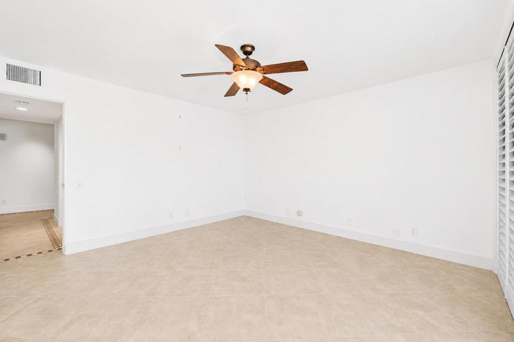 1630 La Reina Way 3c Property Photo 26
