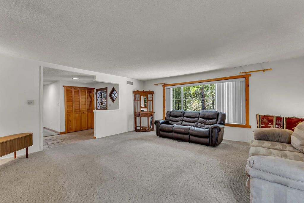 55175 Daryll Road Property Photo 6