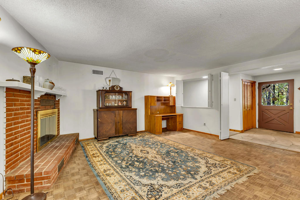 55175 Daryll Road Property Photo 9