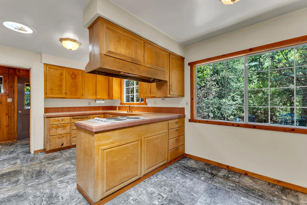 55175 Daryll Road Property Photo 12