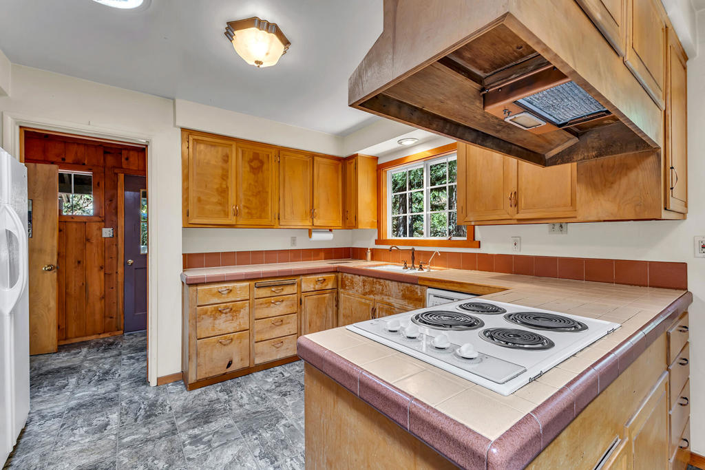 55175 Daryll Road Property Photo 13
