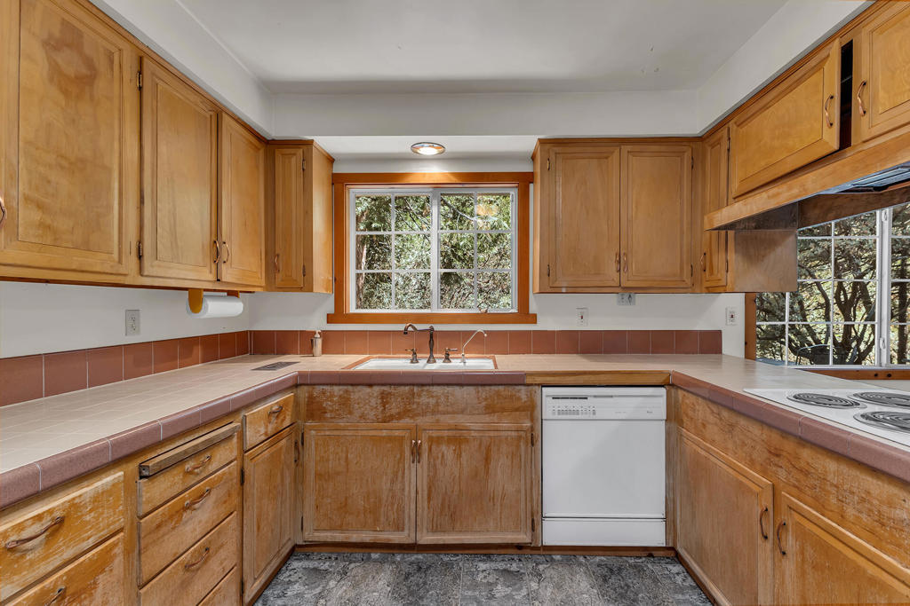 55175 Daryll Road Property Photo 14