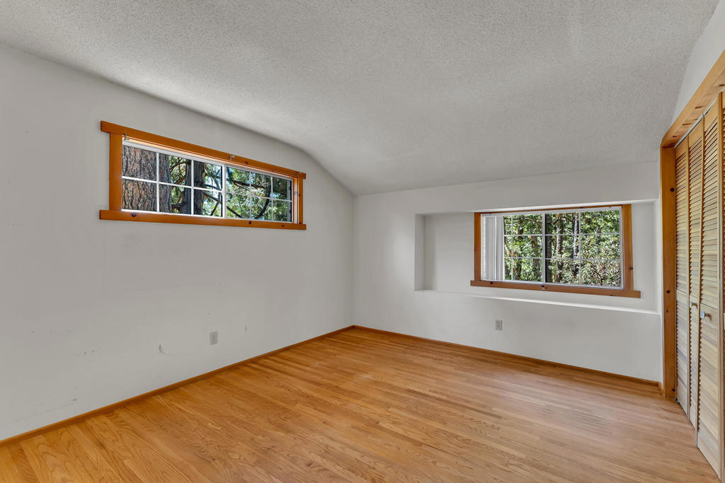 55175 Daryll Road Property Photo 19