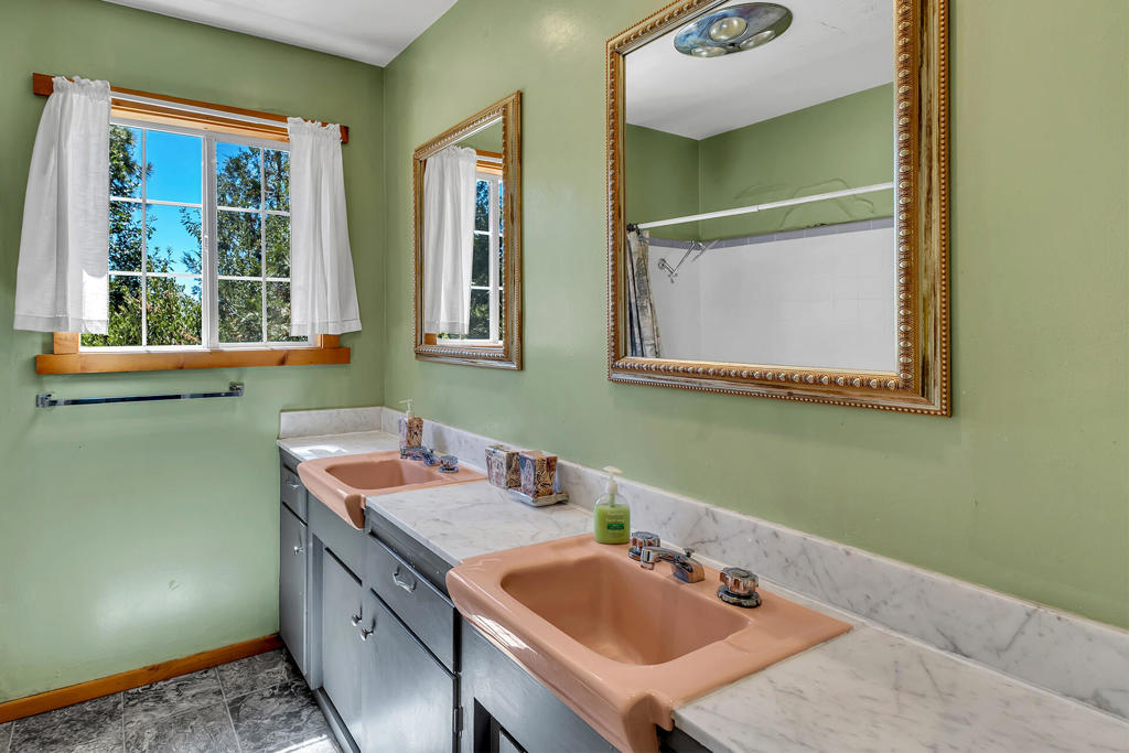 55175 Daryll Road Property Photo 21