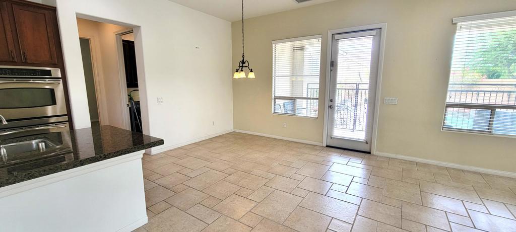 314 Via Napoli Property Photo 11