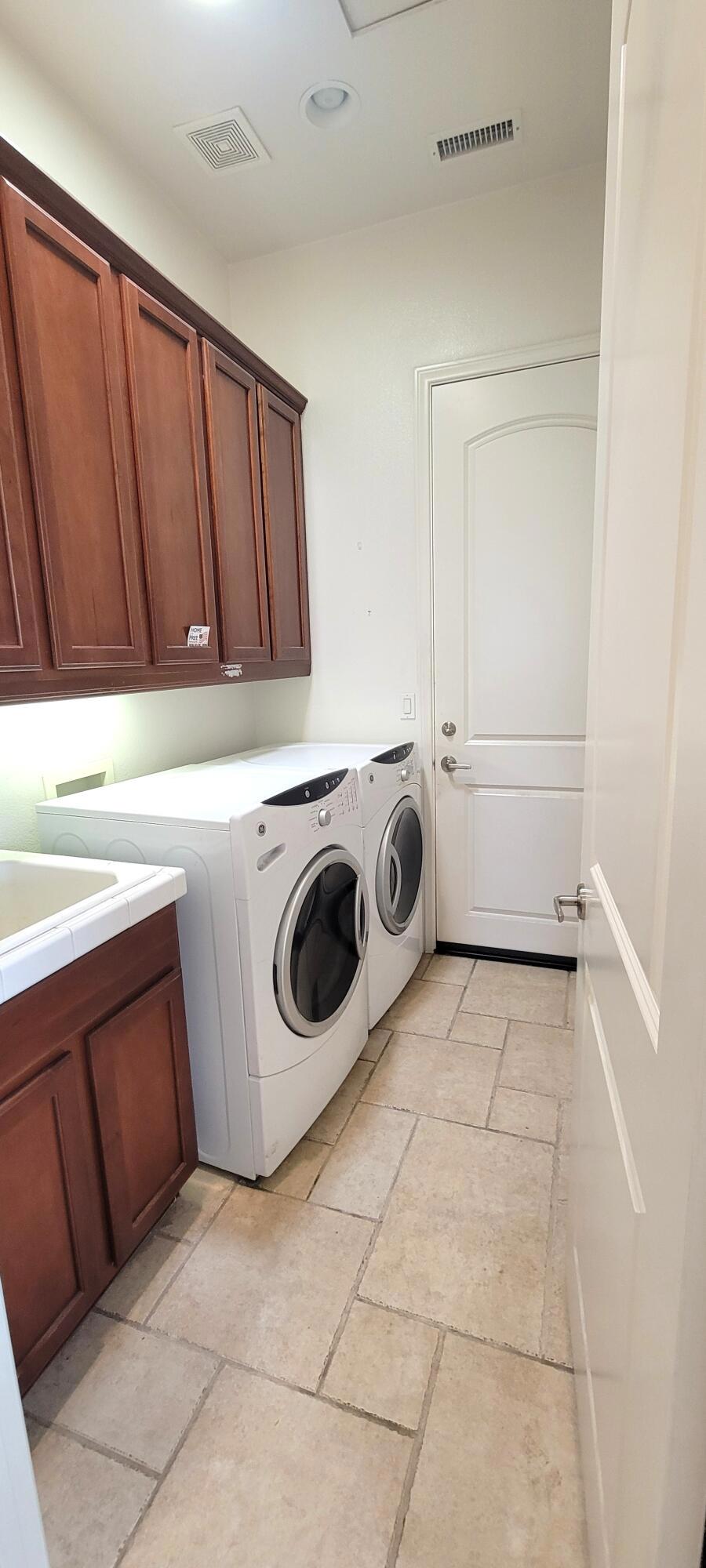 314 Via Napoli Property Photo 17