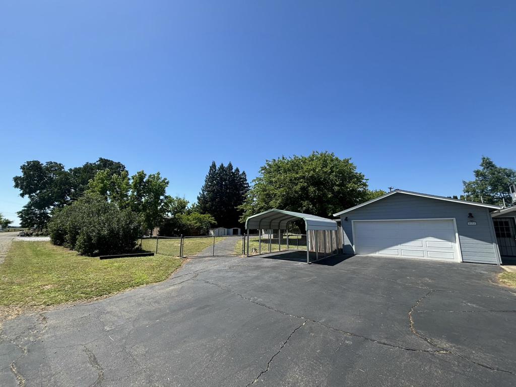 5050 Bo Peep Lane Property Photo 3