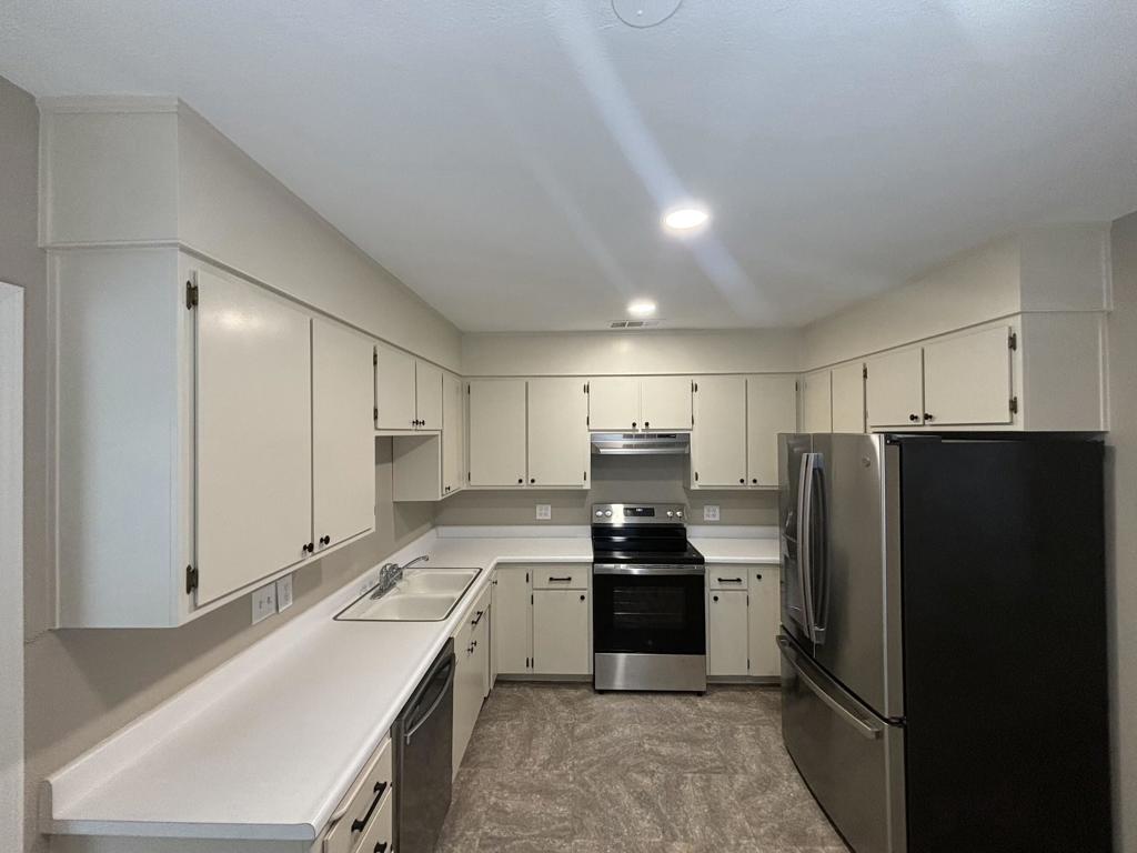 5050 Bo Peep Lane Property Photo 8