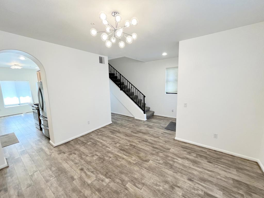 230 Villorrio Drive E Property Photo 8