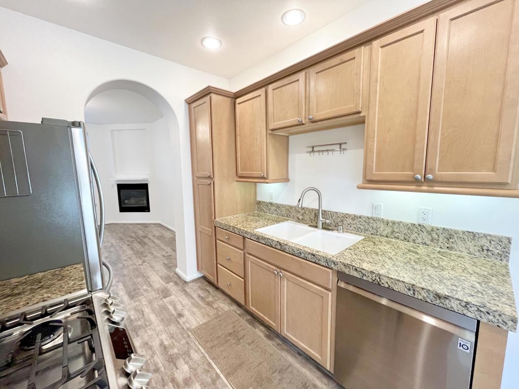 230 Villorrio Drive E Property Photo 14