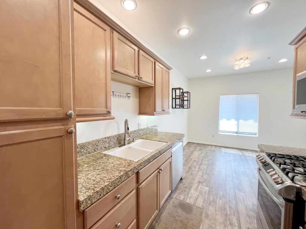 230 Villorrio Drive E Property Photo 15