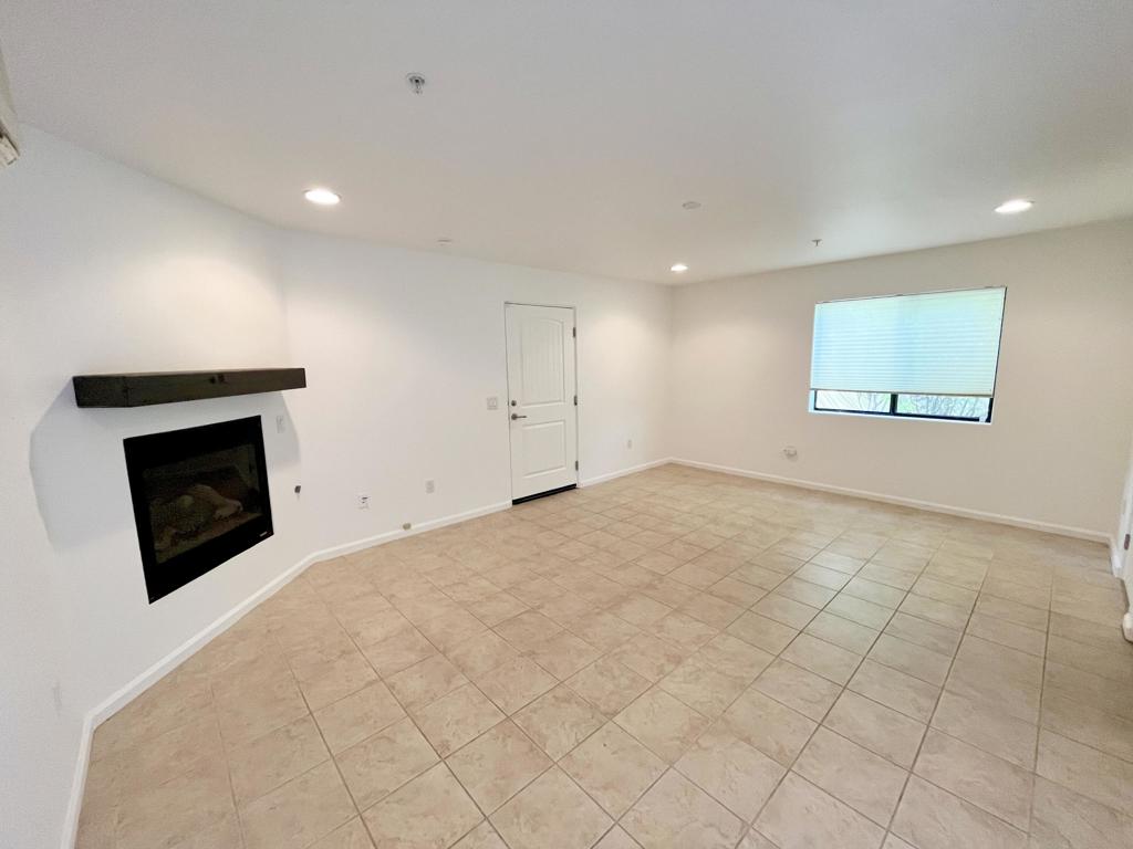230 Villorrio Drive E Property Photo 20