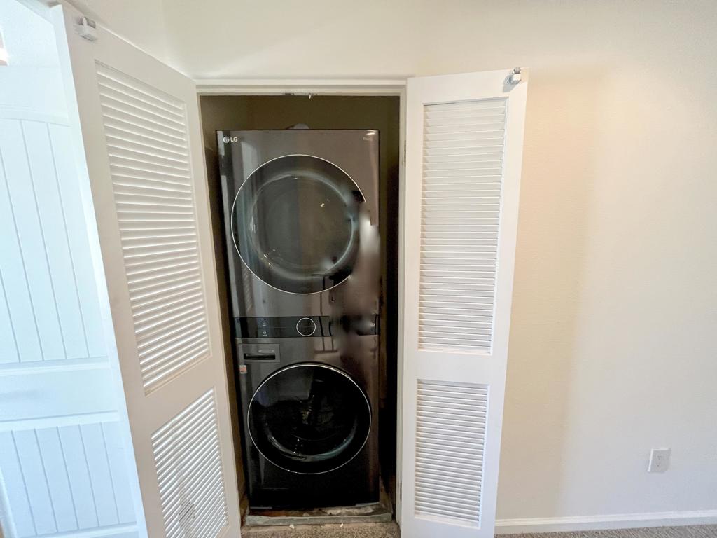 230 Villorrio Drive E Property Photo 23