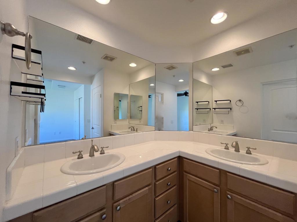 230 Villorrio Drive E Property Photo 30
