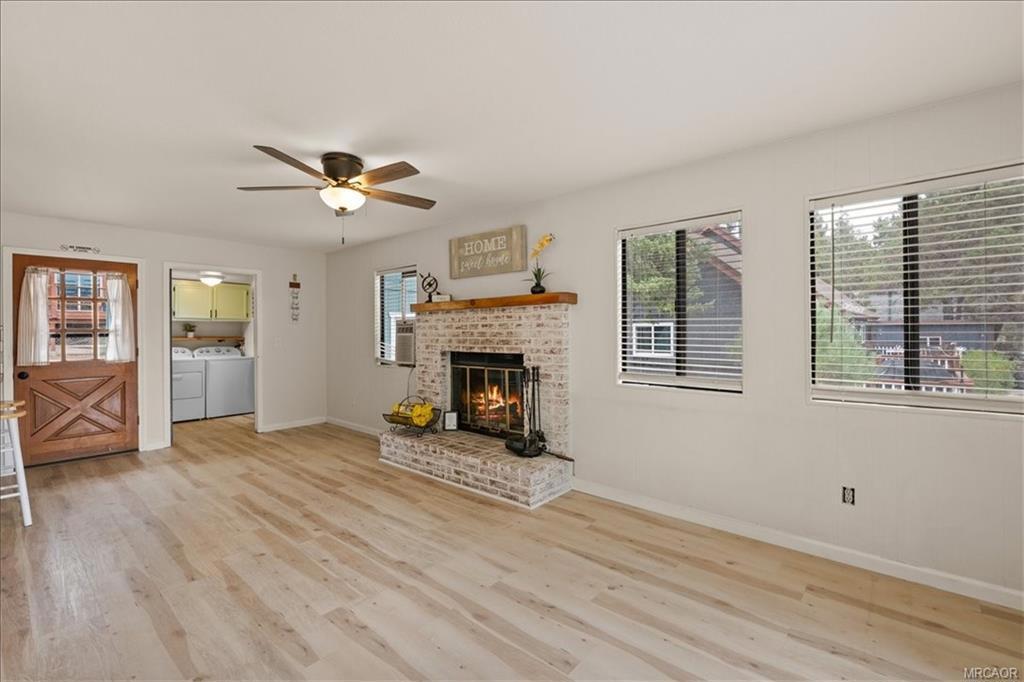 1113 W North Shore Drive Property Photo 9