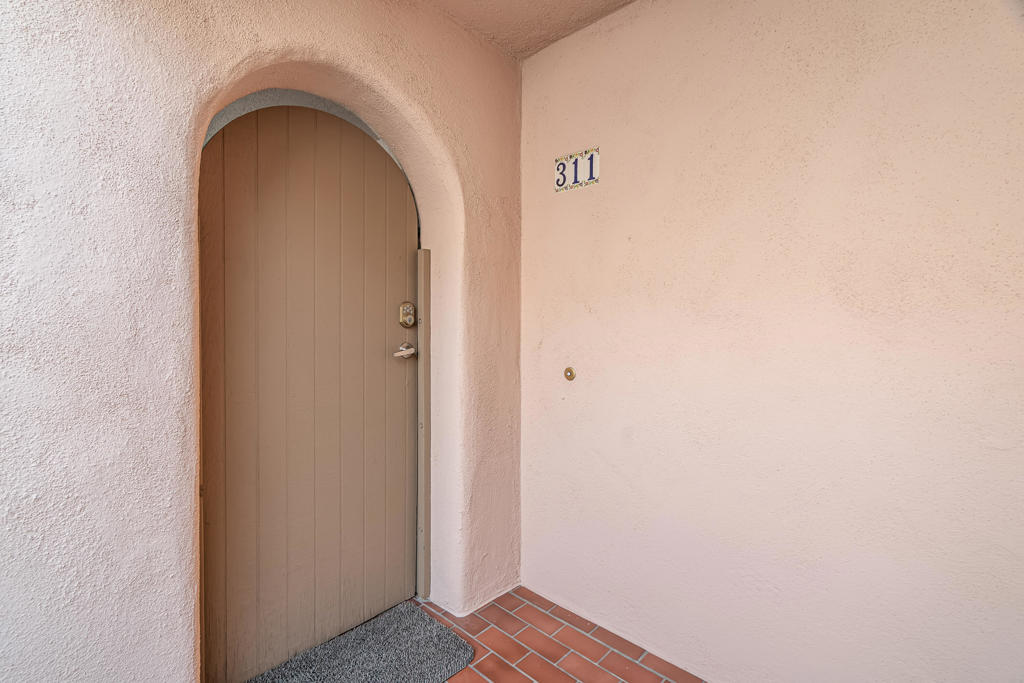 500 E Amado Road 311 Property Photo 6