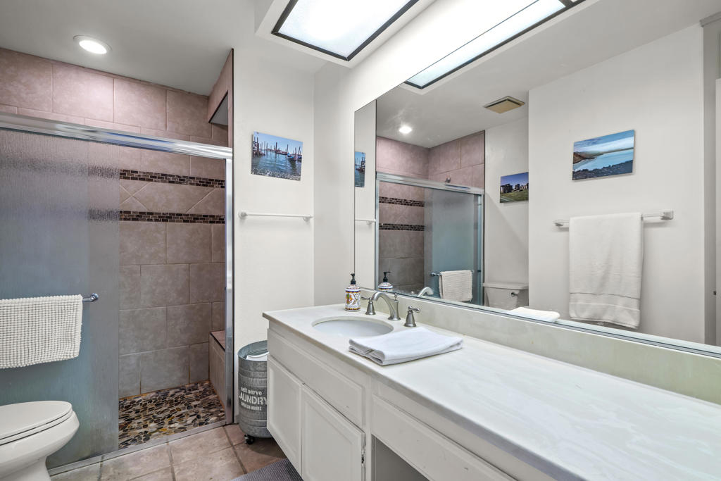 140 La Cerra Drive Property Photo 18