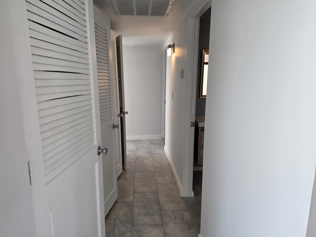 735 E Louise Drive Property Photo 20