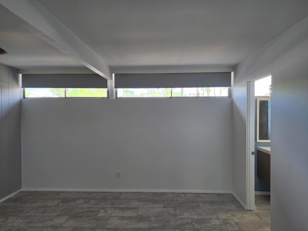 735 E Louise Drive Property Photo 28