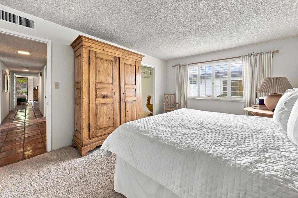 16 Toledo Drive Property Photo 15