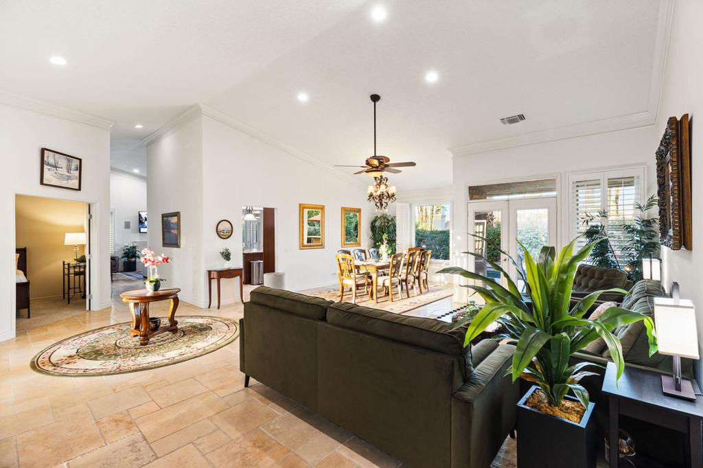 370 Cypress Point Drive Property Photo 15