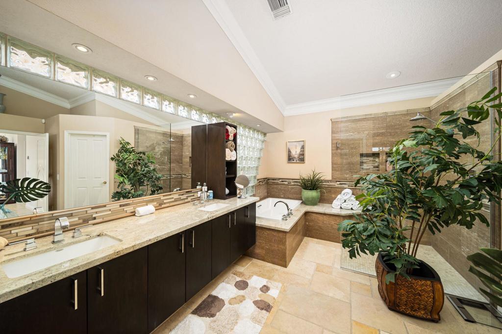 370 Cypress Point Drive Property Photo 20