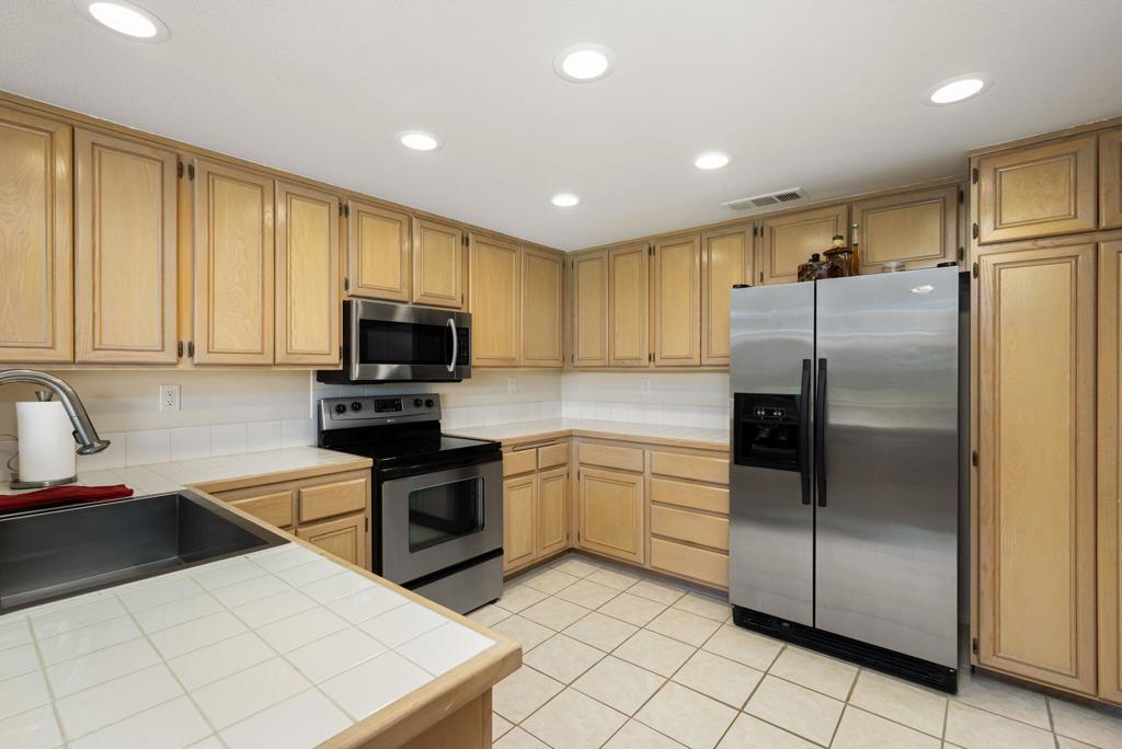 55296 Laurel Property Photo 15