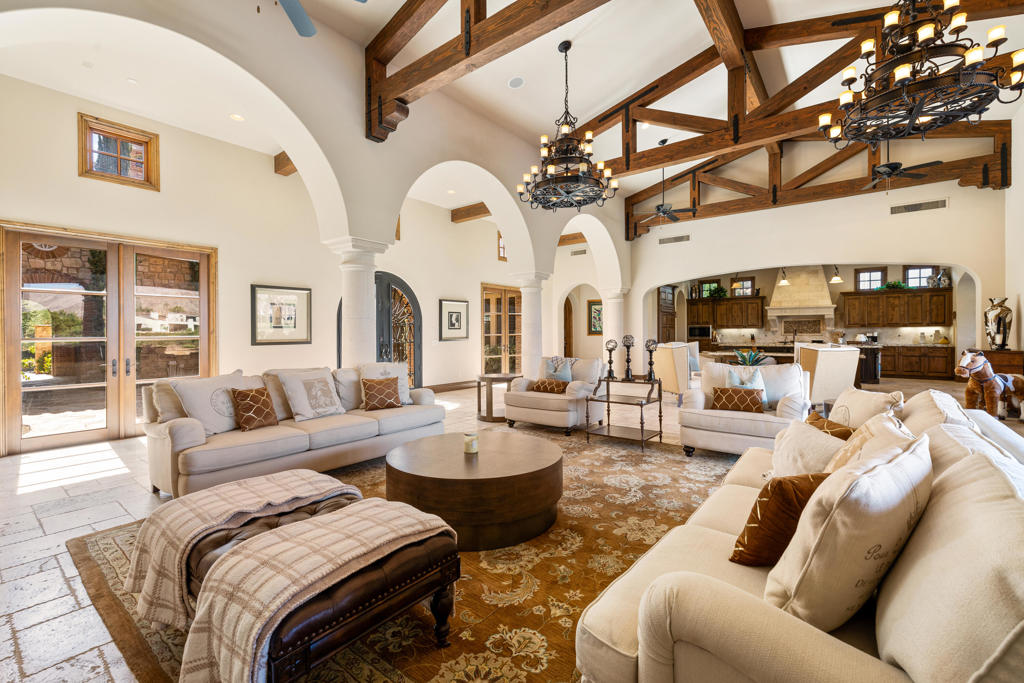 53031 Via Savona Property Photo 8