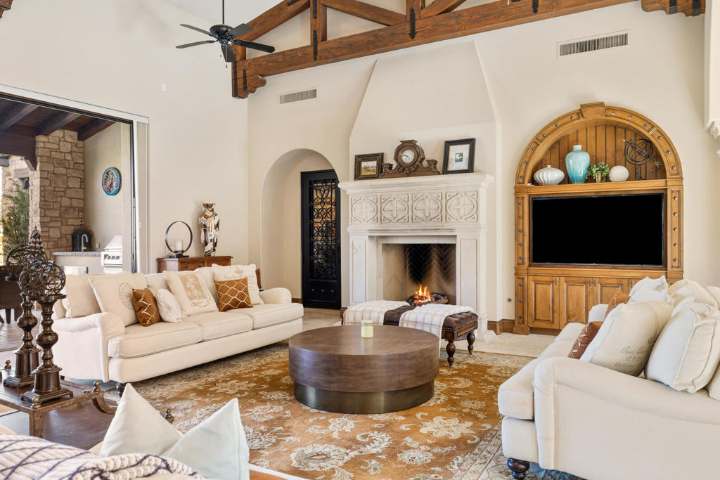 53031 Via Savona Property Photo 9