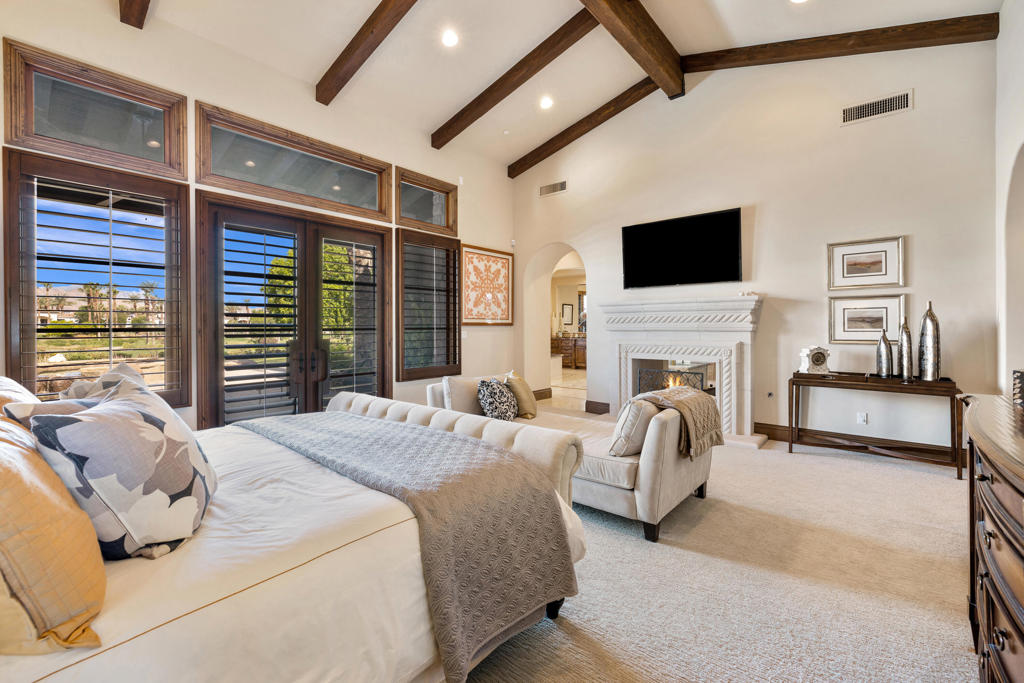 53031 Via Savona Property Photo 21