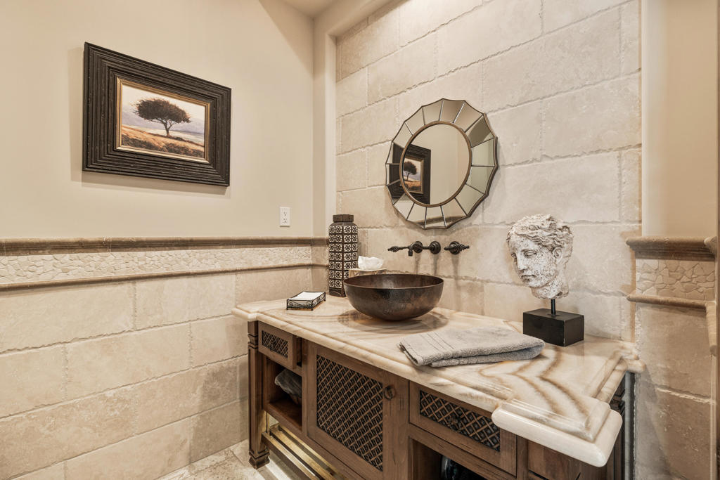 53031 Via Savona Property Photo 32