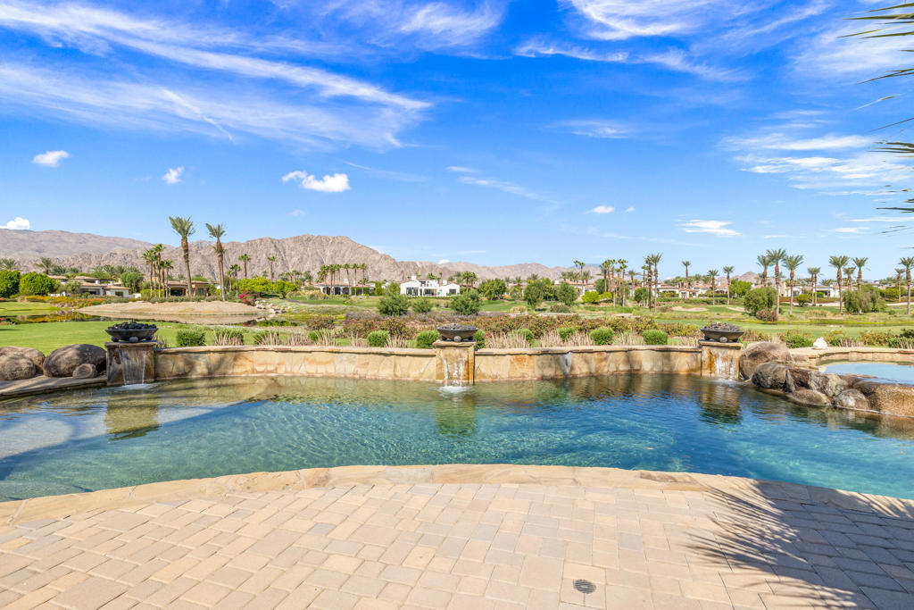 53031 Via Savona Property Photo 40