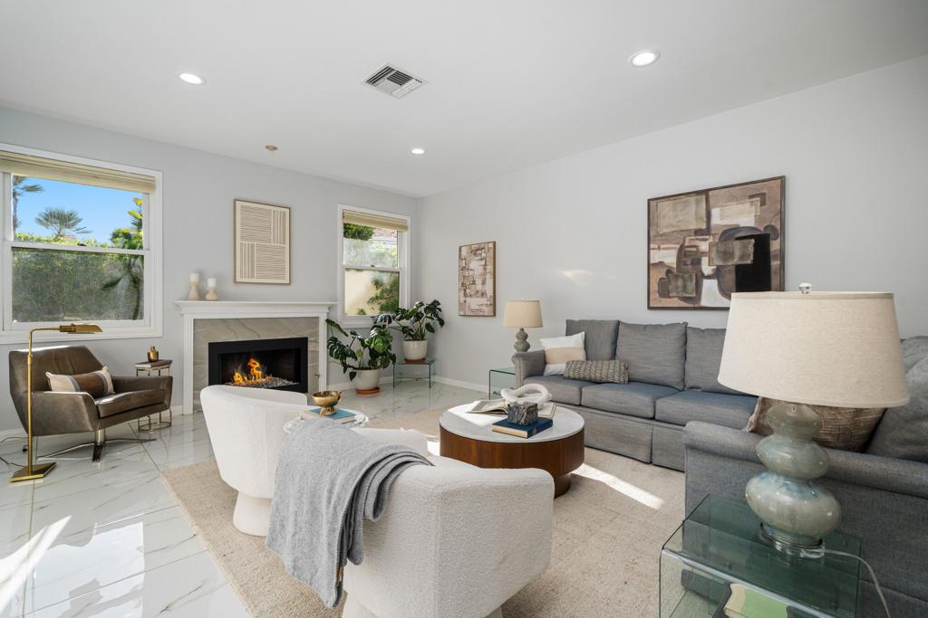 45385 Taos Property Photo 11