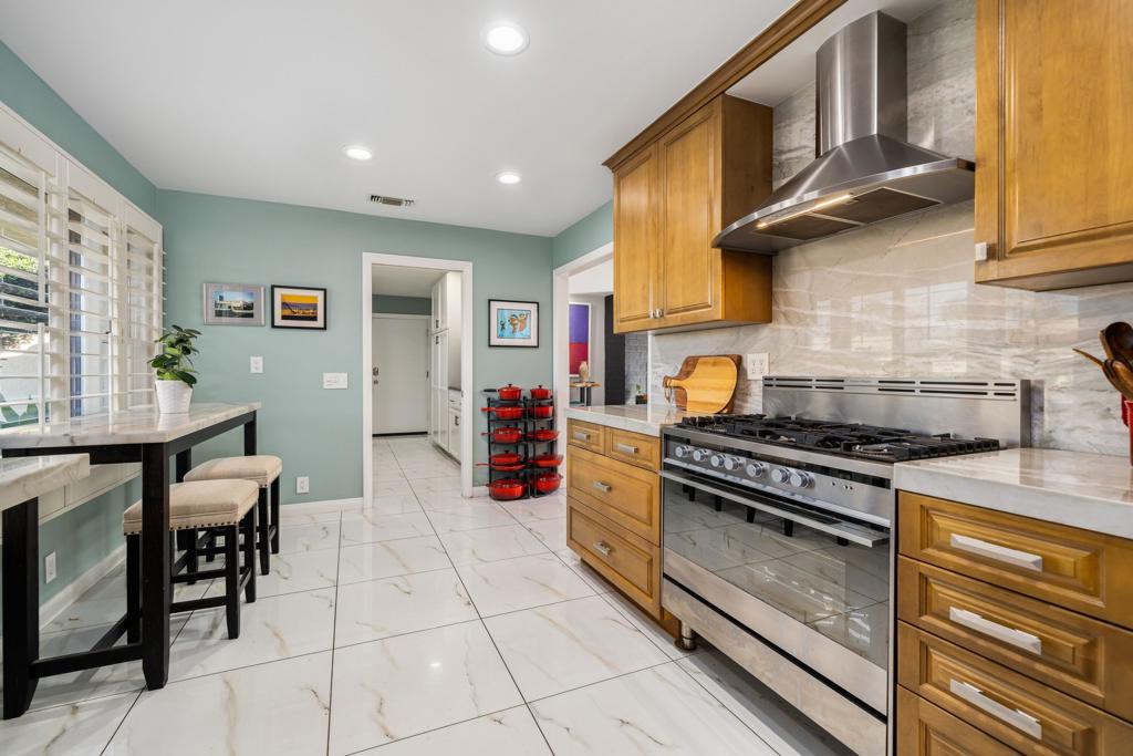 45385 Taos Property Photo 24