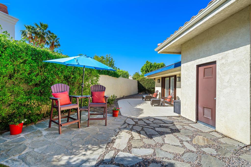 45385 Taos Property Photo 35