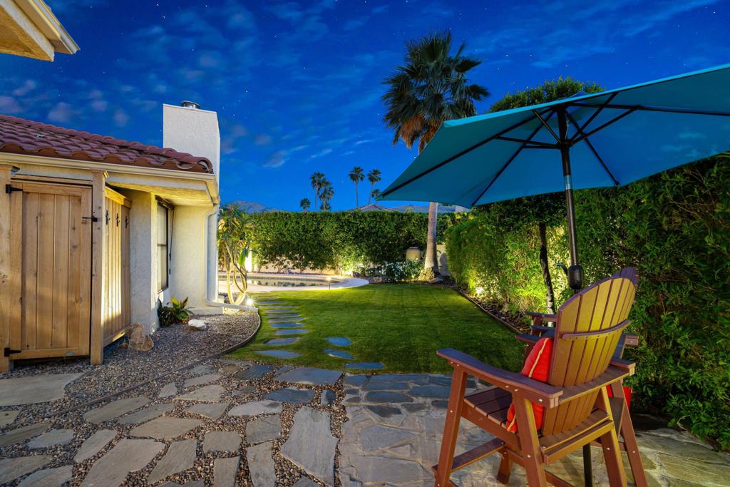45385 Taos Property Photo 38
