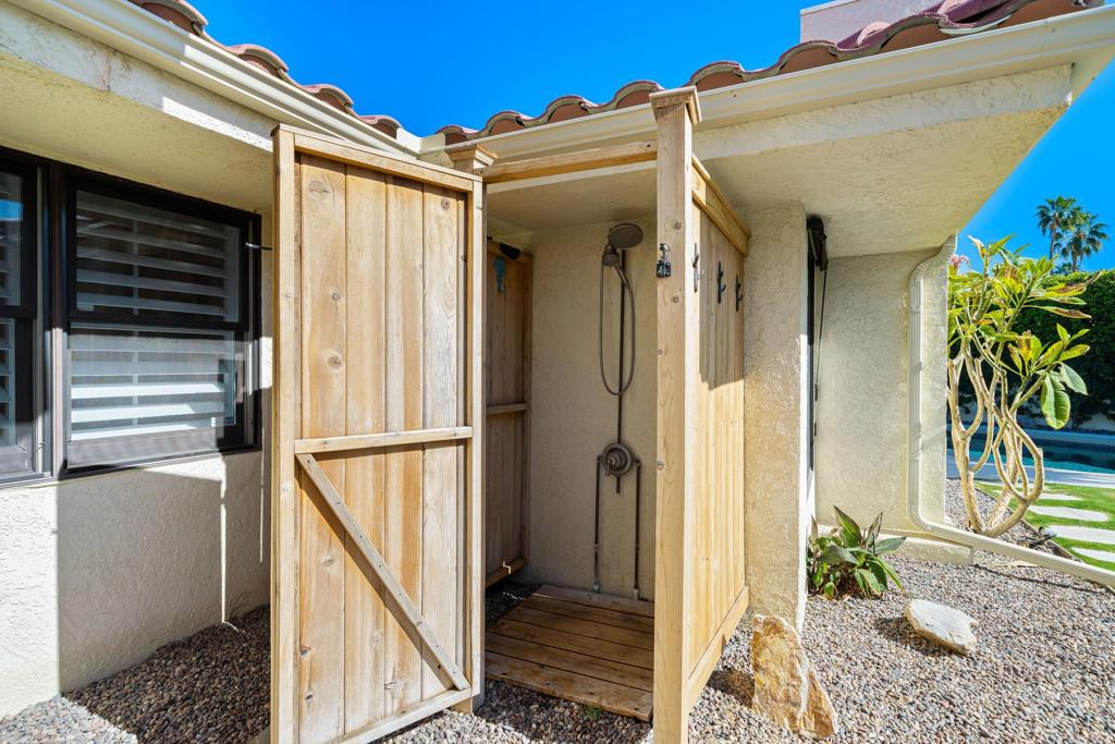 45385 Taos Property Photo 48