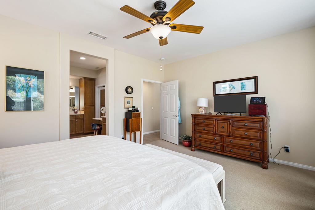 60945 Living Stone Drive Property Photo 14