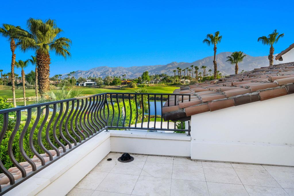 80775 Via Portofino Property Photo 40