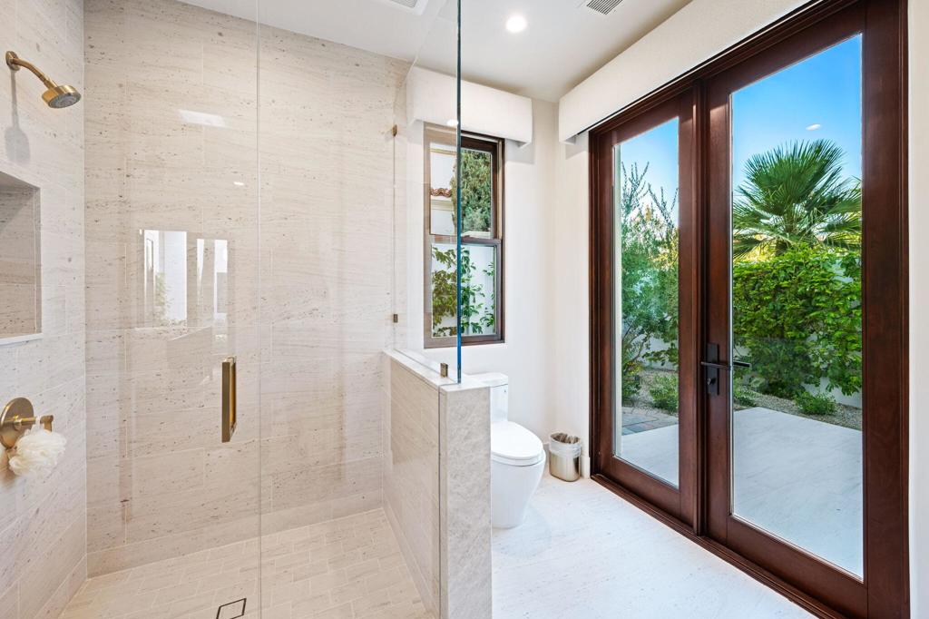 80775 Via Portofino Property Photo 44