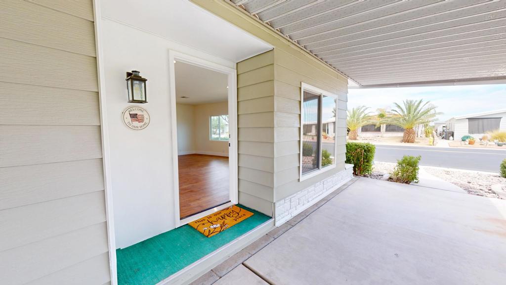 38525 Desert Greens Drive E Property Photo 3