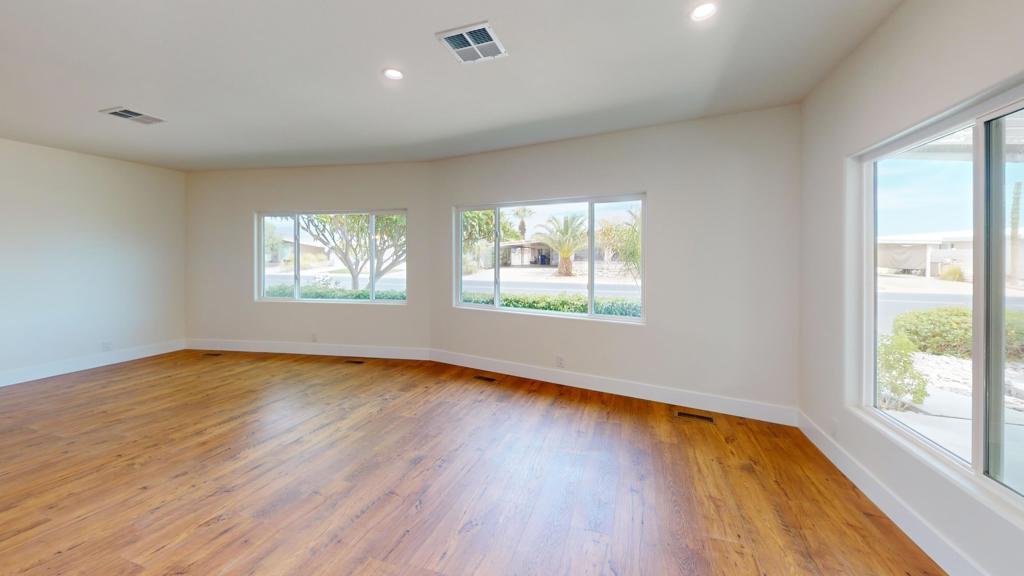 38525 Desert Greens Drive E Property Photo 10