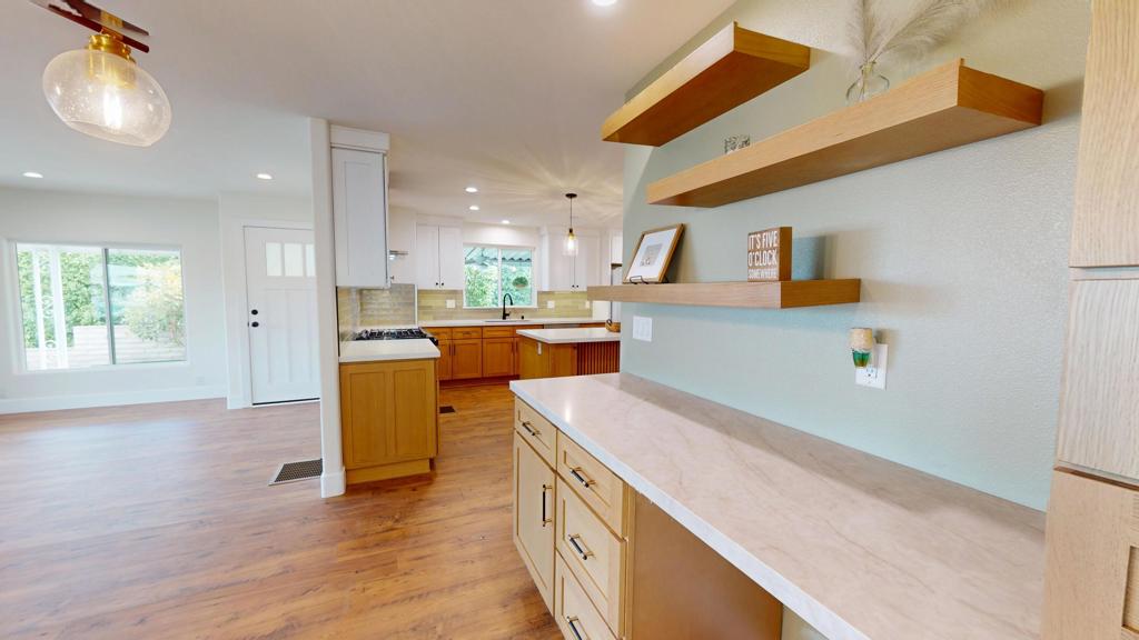 38525 Desert Greens Drive E Property Photo 12