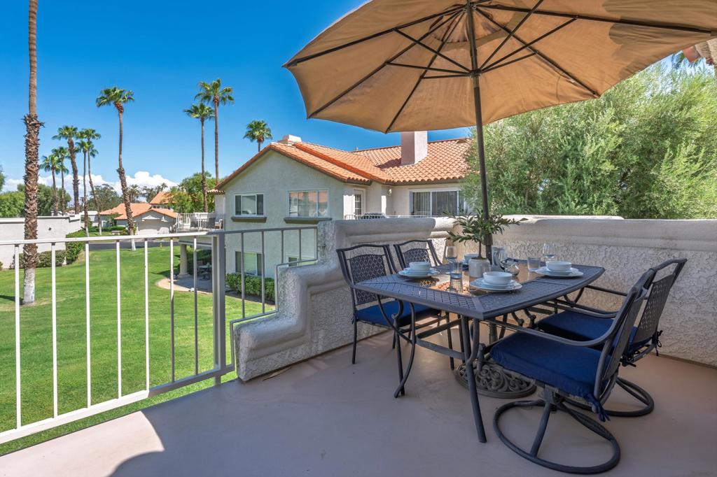 752 Vista Lago Drive N Property Photo 1