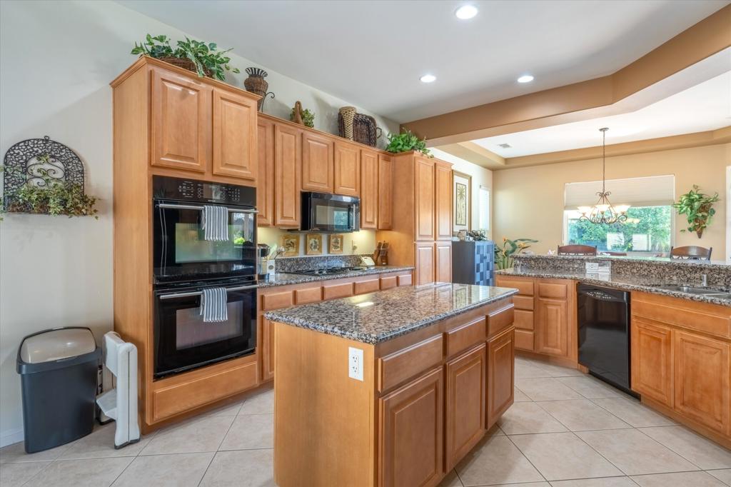 52274 Shining Star Lane Property Photo 14