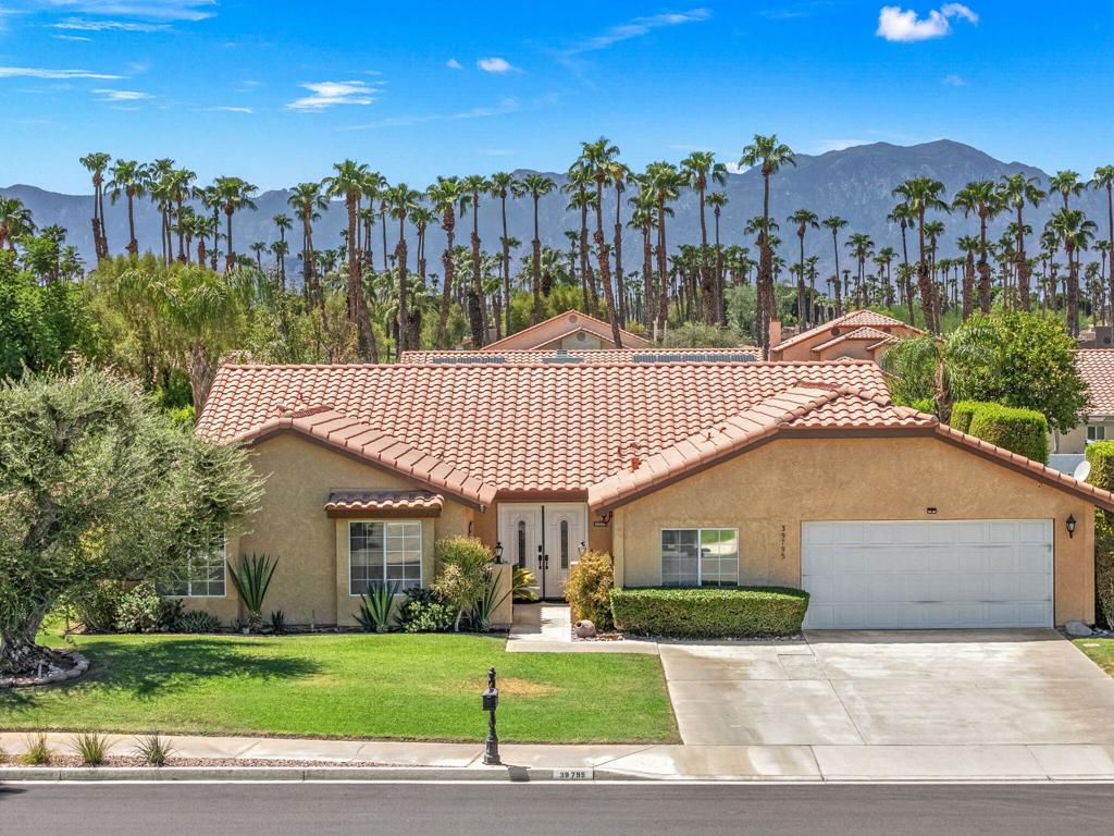 39795 Regency Way Property Photo 4