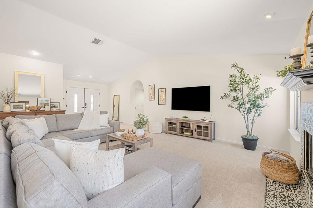 39795 Regency Way Property Photo 10